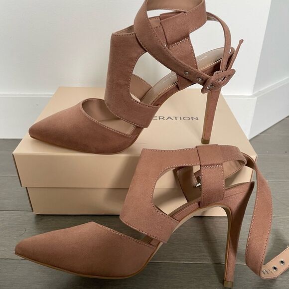 BCBG heels microsuede - Heather Dream size 8.5 - worn once - Picture 1 of 9